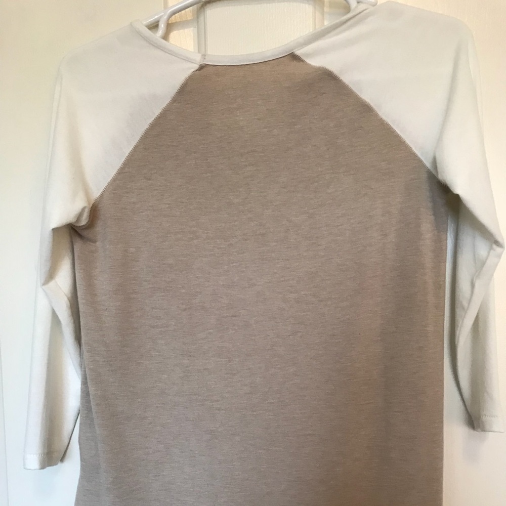 Shirt - Picture 3 of 4